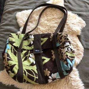 B’s 🐝 diaper bag